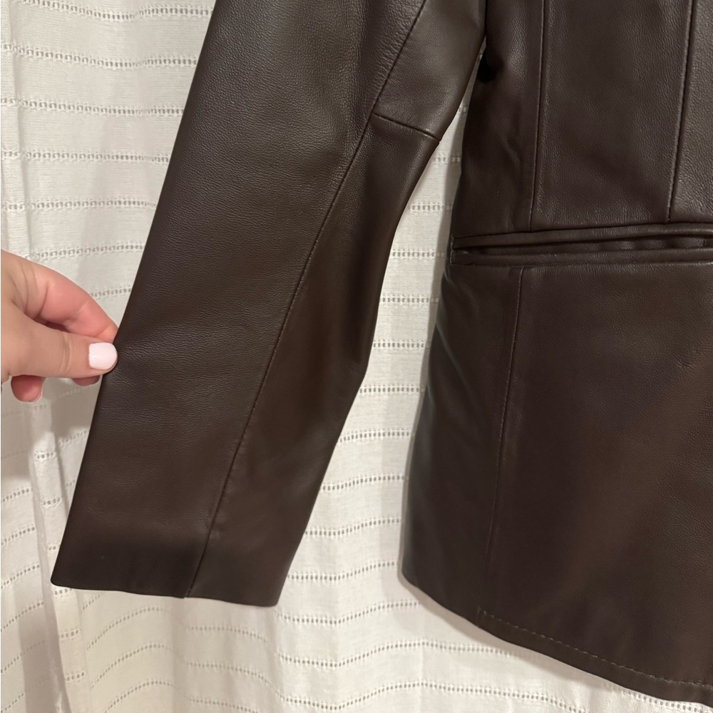 Like-New Worthington Brown Genuine Lambskin Leather Jacket Size Small - Picture 3 of 6